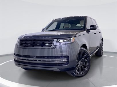 New 2025 Land Rover Range Rover SE