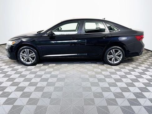 Used 2024 Volkswagen Jetta SE image 4