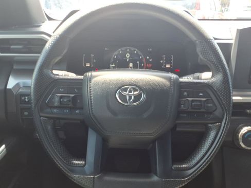 Certified 2024 Toyota Tacoma SR5 AWD/4WD image 12