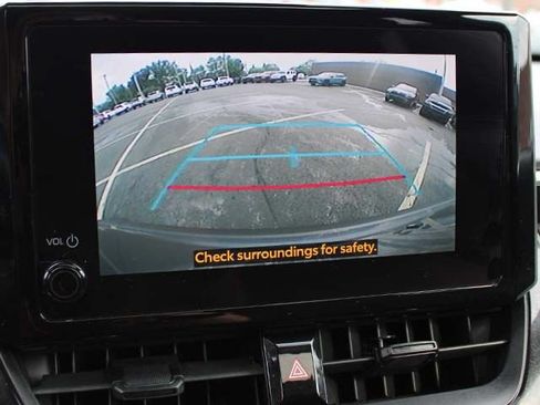 Used 2023 Toyota Corolla Cross LE w/ Moonroof Package AWD/4WD image 12