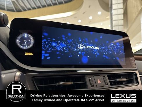 New 2025 Lexus ES 350 Ultra Luxury image 6