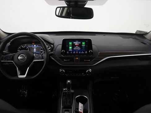 Used 2019 Nissan Altima 2.5 Platinum image 14