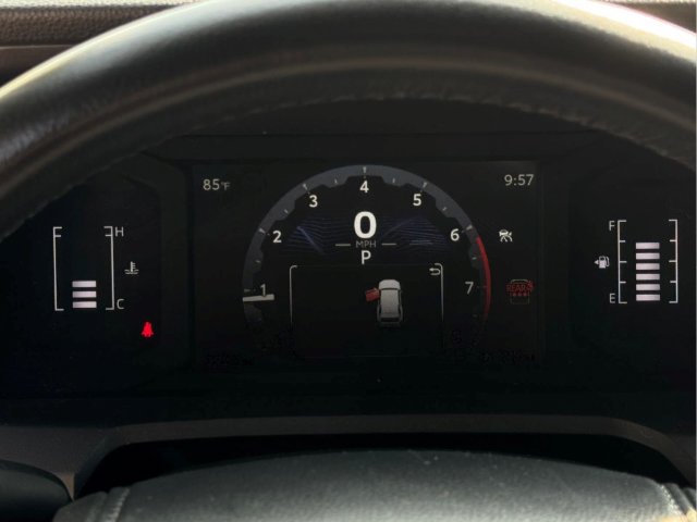 Used 2025 Toyota 4Runner SR5 AWD/4WD image 20