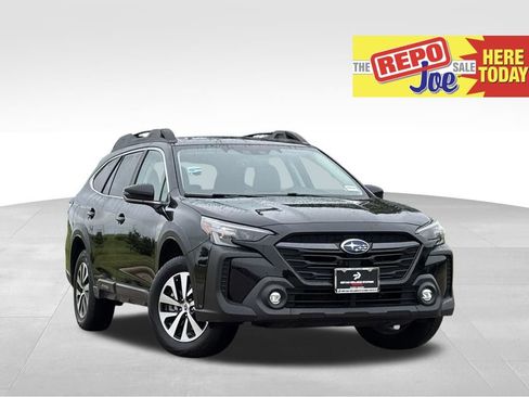 Used 2024 Subaru Outback Premium w/ Popular Package #1A AWD/4WD image 1