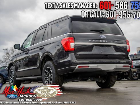 Used 2024 Ford Expedition XLT image 4