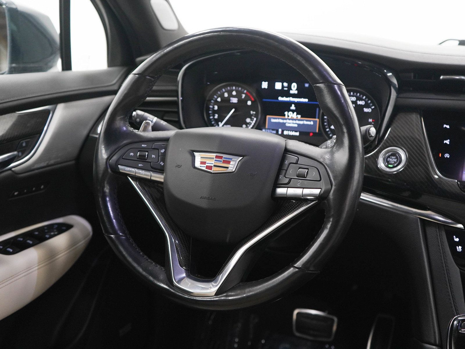 Used 2020 Cadillac XT6 Premium Luxury FWD image 14