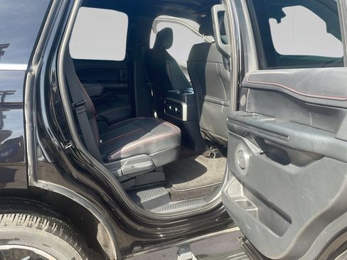 Used 2023 Ford Expedition Limited AWD/4WD image 16