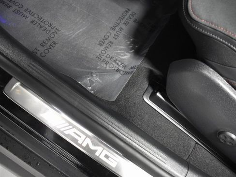 Used 2025 Mercedes-Benz GLC 43 AMG 4MATIC image 17