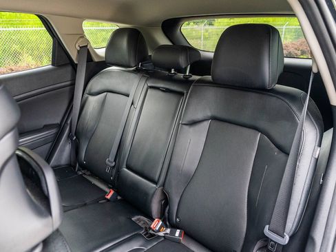 Used 2024 Kia Sportage EX FWD image 19