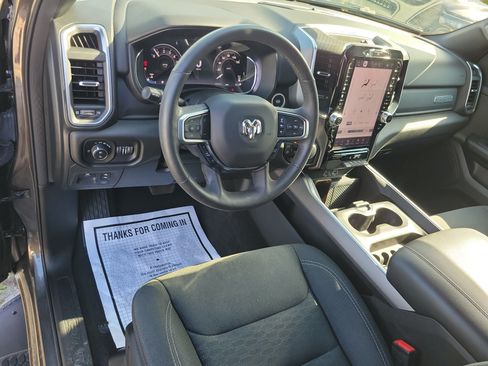 Used 2025 RAM 1500 Big Horn AWD/4WD image 12