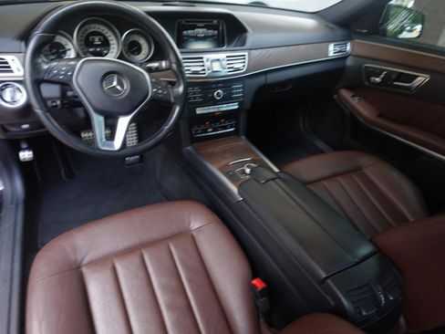 Used 2016 Mercedes-Benz E 350 Sedan image 19