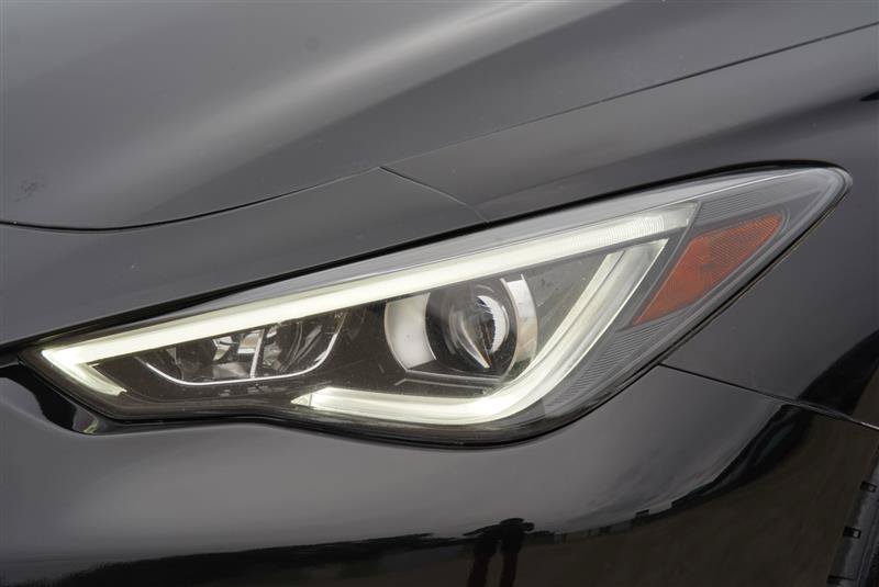 Used 2020 INFINITI Q60 3.0t Luxe w/ Essential Package AWD/4WD image 31
