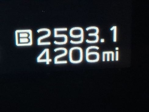 Used 2026 Subaru Crosstrek 2.0i Premium image 21