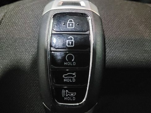 Used 2023 Hyundai Elantra SEL w/ Cargo Package image 32