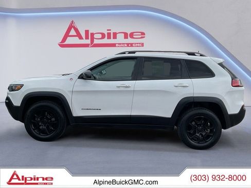 Used 2019 Jeep Cherokee Trailhawk w/ Cold Weather Group image 2