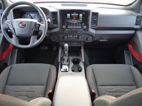 Used 2024 Nissan Frontier Pro-X w/ Pro Convenience Package image 10