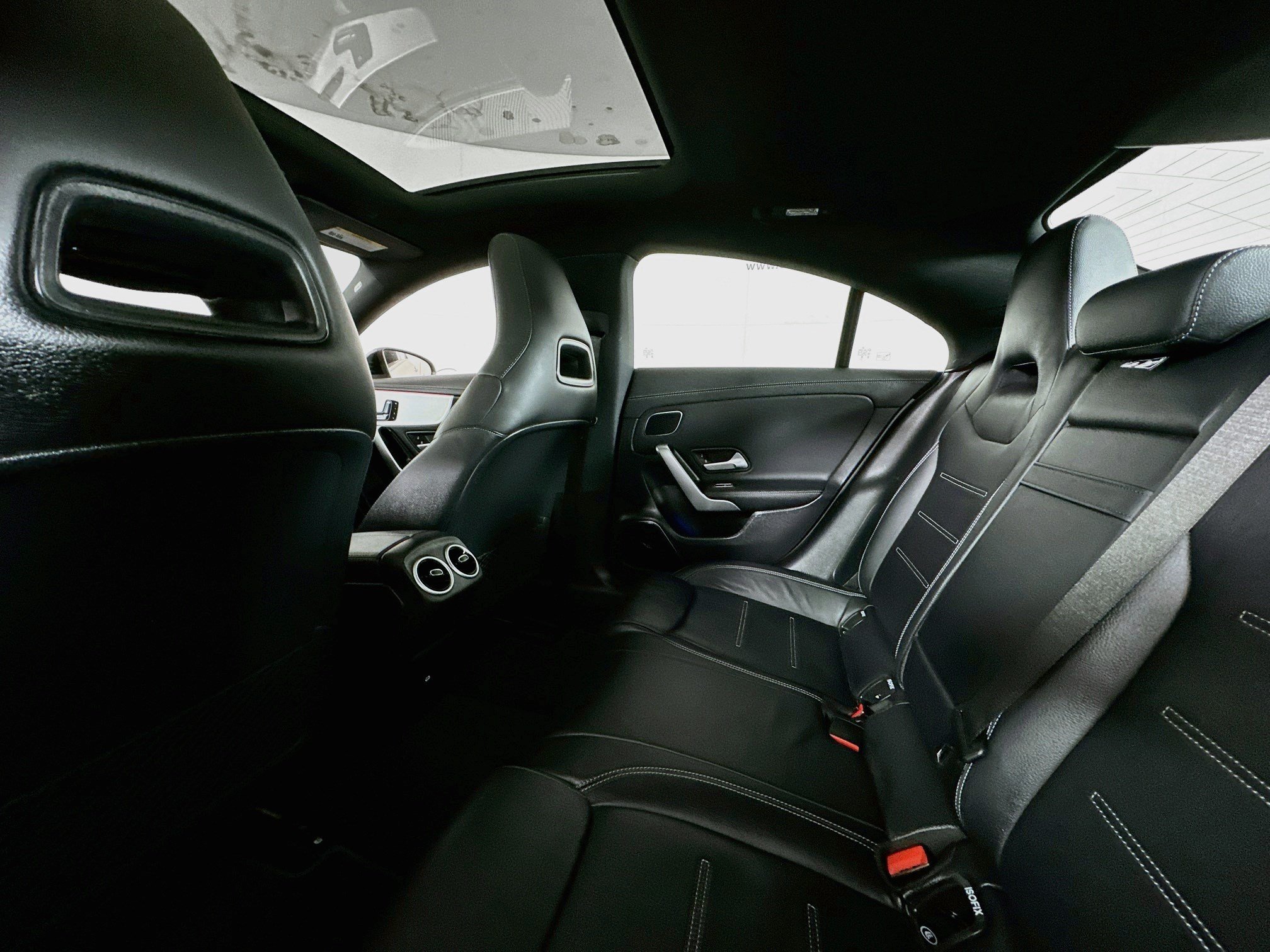 Used 2024 Mercedes-Benz CLA 35 AMG 4MATIC image 23
