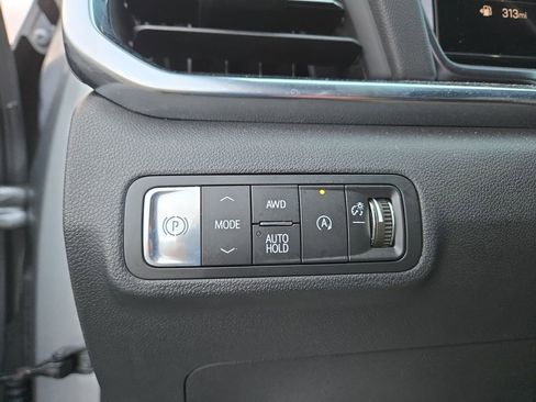 Used 2025 GMC Terrain Elevation image 24