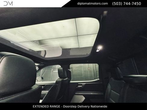 Used 2025 GMC Sierra EV Denali AWD/4WD image 24