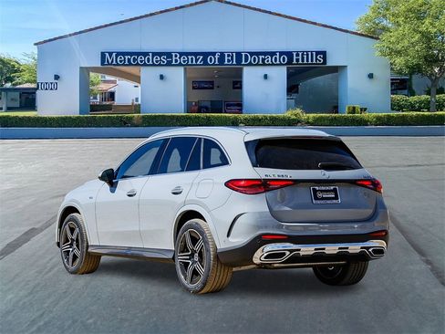 New 2025 Mercedes-Benz GLC 350e 4MATIC image 2