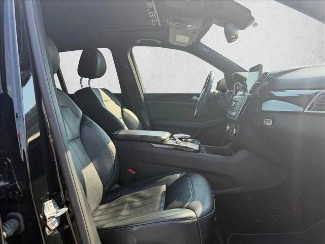 Used 2019 Mercedes-Benz GLE 400 4MATIC image 14