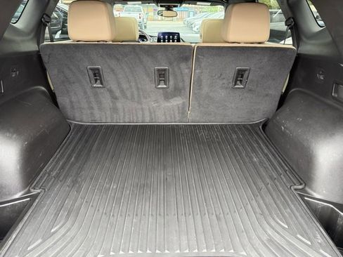 Used 2023 Chevrolet Blazer Premier w/ Enhanced Convenience Package image 14