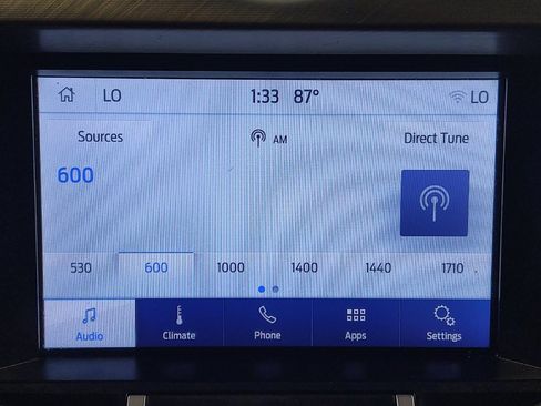 Used 2019 Ford Mustang Premium RWD image 25