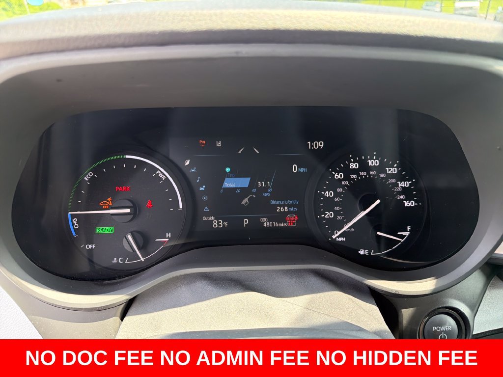 Used 2025 Toyota Sienna XLE FWD image 17