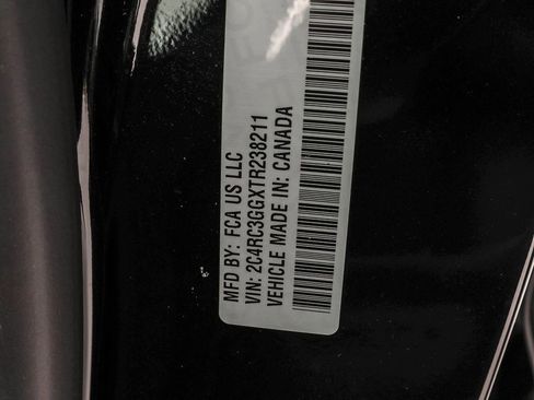 New 2026 Chrysler Pacifica Limited w/ S Appearance Package AWD/4WD image 33