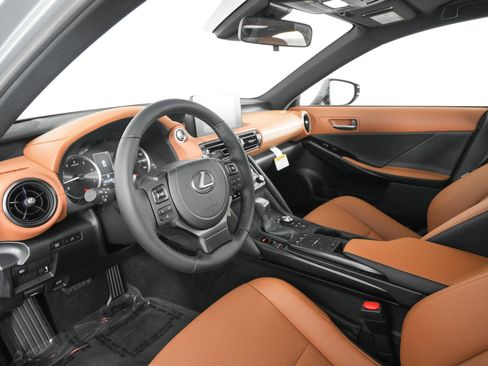 New 2025 Lexus IS 350 F Sport image 9