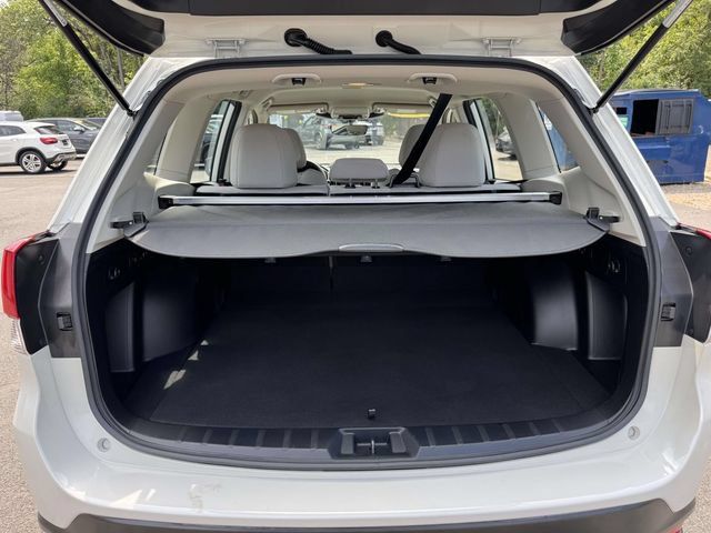 Used 2023 Subaru Forester AWD/4WD image 11