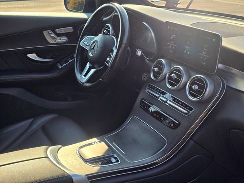 Used 2022 Mercedes-Benz GLC 300 4MATIC image 28