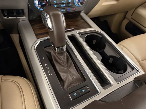 Used 2020 Ford F150 Lariat w/ Equipment Group 502A Luxury AWD/4WD image 27