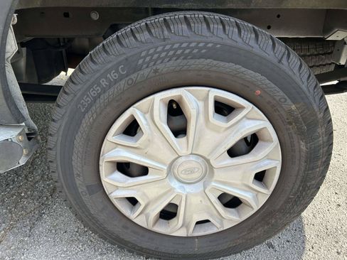 Used 2024 Ford Transit 250 Low Roof w/ Exterior Upgrade Package RWD image 13