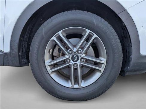 Used 2017 Hyundai Santa Fe Sport AWD/4WD image 13