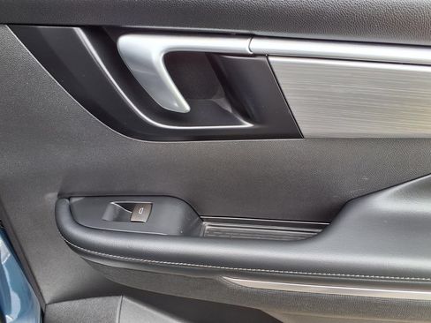 Used 2026 Buick Enclave Preferred FWD image 23