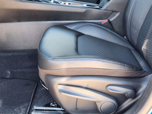 New 2026 Jeep Compass Latitude image 16