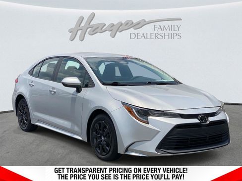 Used 2024 Toyota Corolla LE FWD image 1