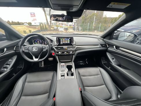 Used 2022 Honda Accord Sport image 22