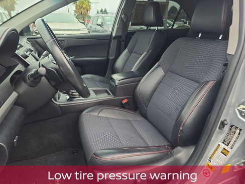 Used 2015 Toyota Camry SE image 13