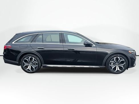 Used 2025 Mercedes-Benz E 450 4MATIC All-Terrain Wagon image 4