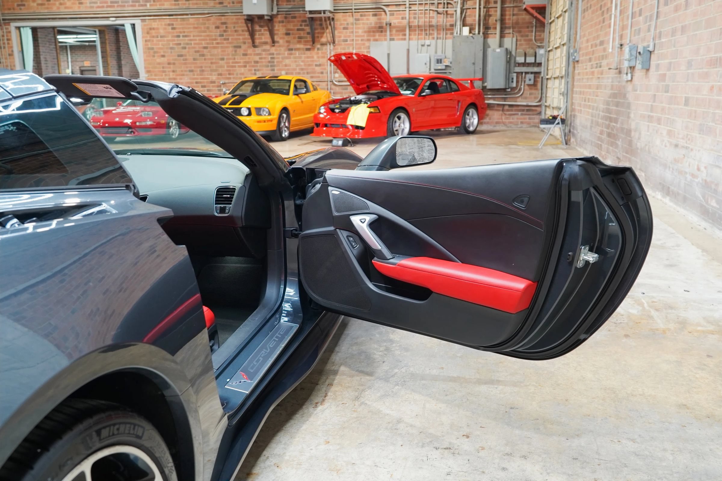 Used 2017 Chevrolet Corvette Stingray Coupe RWD image 45