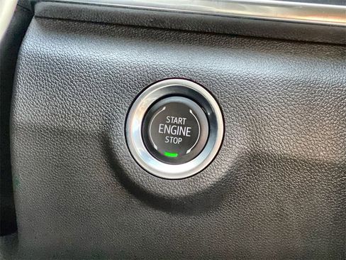 Used 2026 GMC Terrain Denali w/ LPO, Floor Liner Package image 17