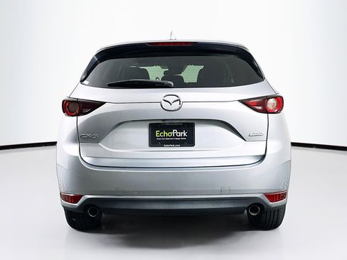 Used 2017 MAZDA CX-5 Touring image 7