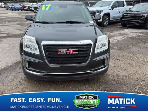 Used 2017 GMC Terrain SLE w/ Driver Alert Package I AWD/4WD image 1