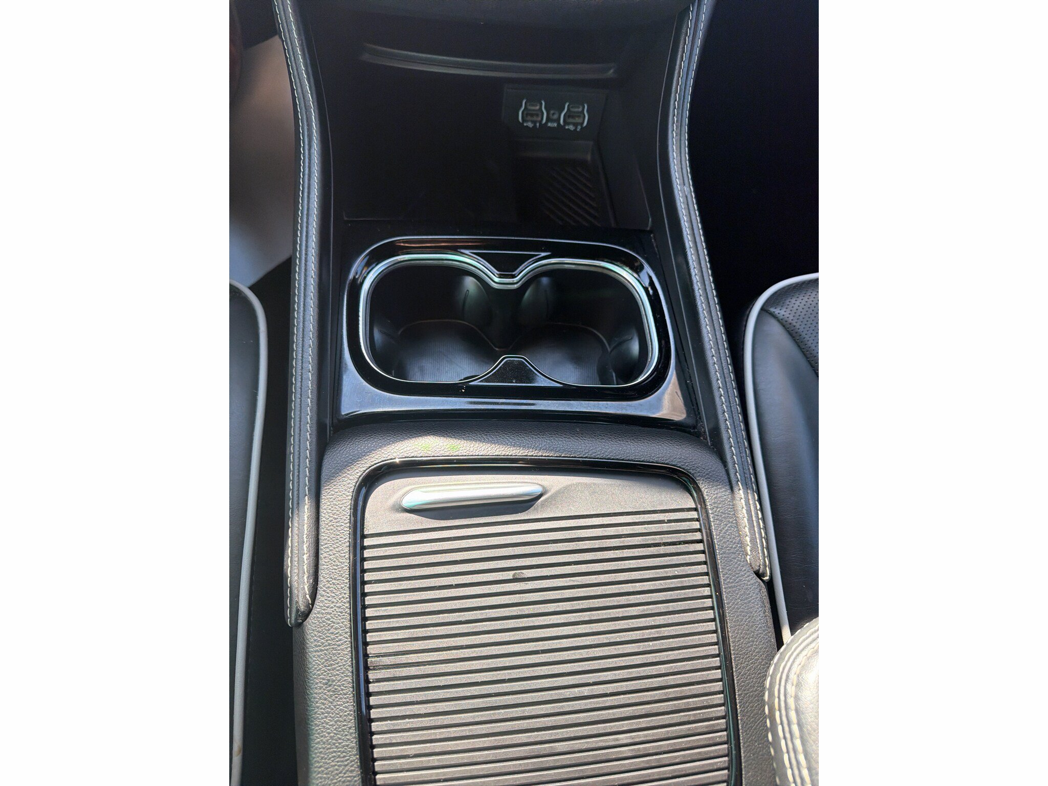 Used 2025 Chrysler Pacifica Limited FWD image 17