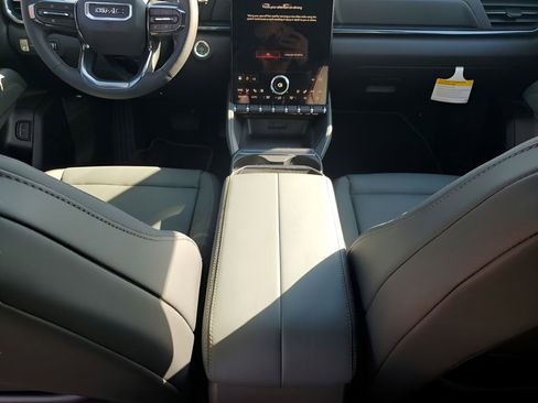 New 2026 GMC Terrain AT4 w/ Convenience Package III image 21