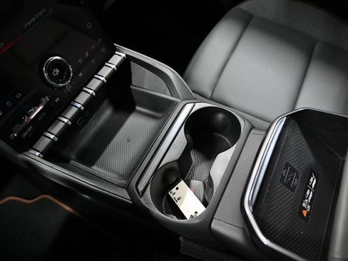 New 2026 GMC Terrain AT4 w/ Convenience Package III image 18