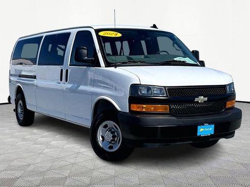 Used 2024 Chevrolet Express 3500 LS image 1