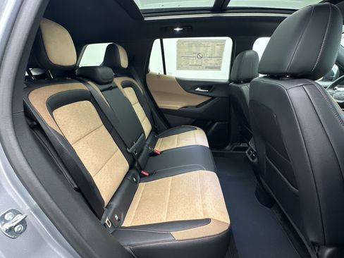 Certified 2026 Chevrolet Equinox ACTIV w/ Convenience Package III AWD/4WD image 32